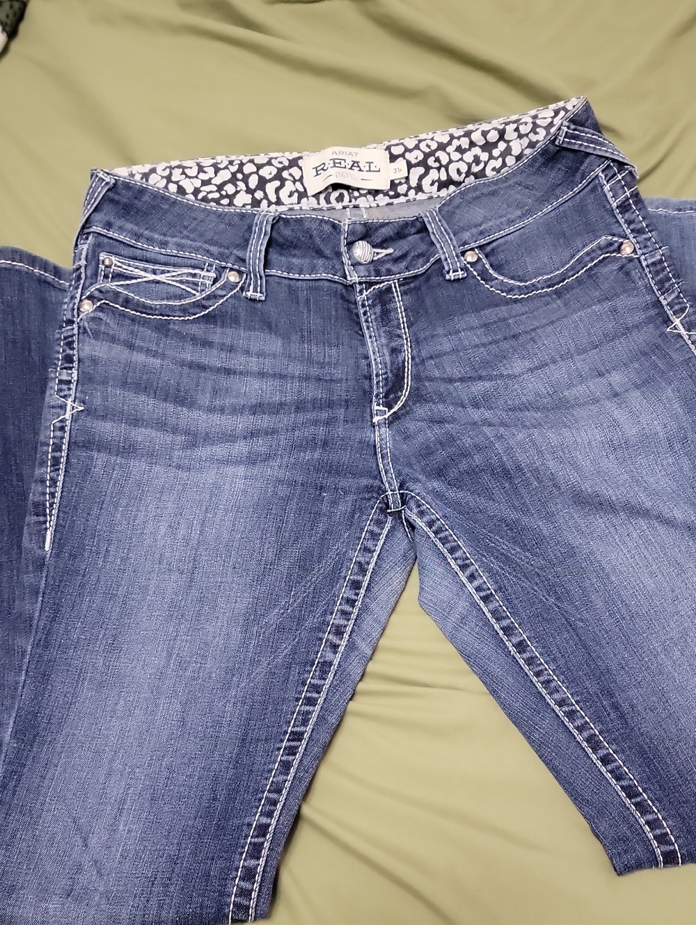 Ariat Women's Medium Blue Bootcut Jeans with Contrast Stitching